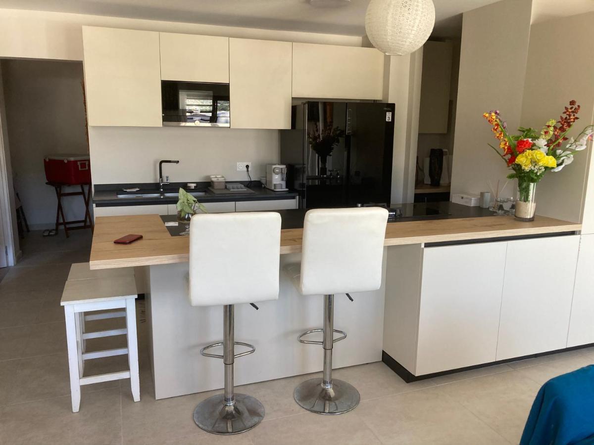 Standing Residence Tevai ปาเปเอเต ภายนอก รูปภาพ